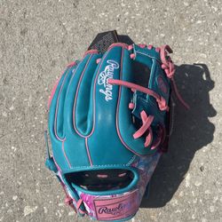Rawlings Glove