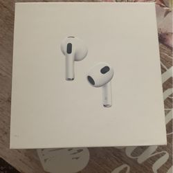 Apple Generation 3 AirPods 