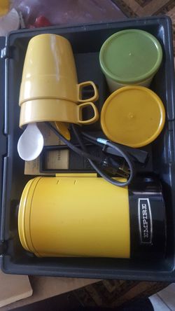 VINTAGE EMPIRE COFFEE QUICKIE TRAVEL KIT - WORKING COFFEE POT