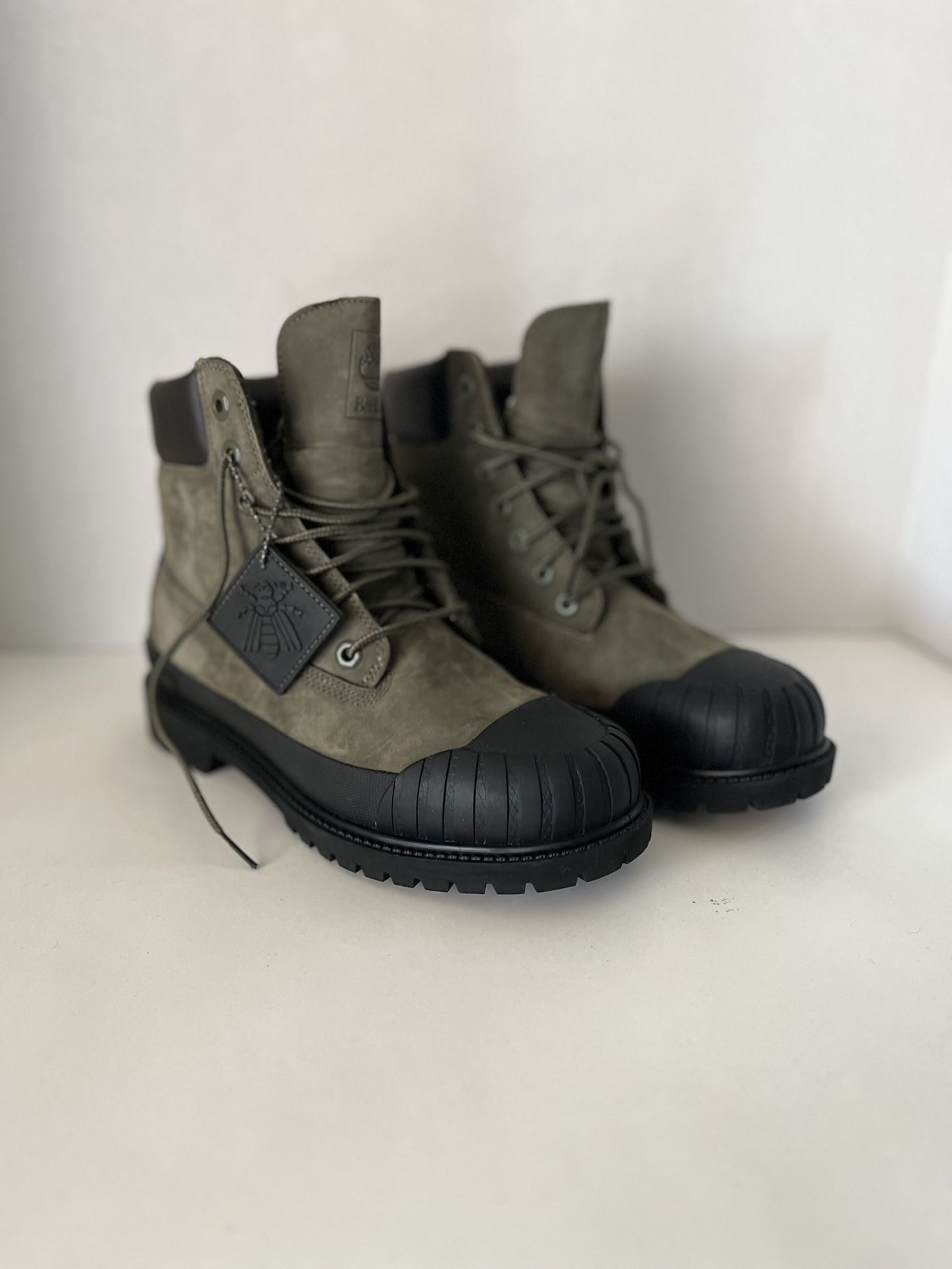 Timberland Women's Heritage 6" Rubber Toe BEE LINE Waterproof Boots