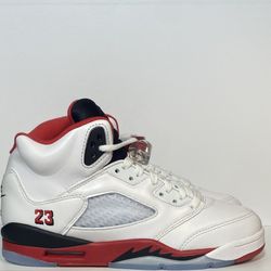 Jordan 5 Retro Fire Red Black Tongue (2025)