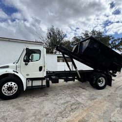 2018 Freightliner Roll Off