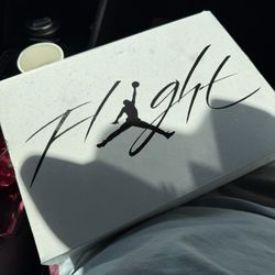 (GS) Air Jordan 4 Retro 'White Thunder' (2024) 