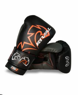 RS11V Evolution Sparring Gloves - Black / 16 oz-s