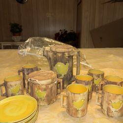Vintage Yellow and Green Bird Ceramic Coffee Set