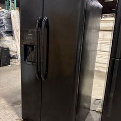 FRIDGE SIDE BY SIDE FRIGIDAIRE USED