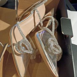 FASHION NOVA  STYLE # HIBISCUS64 SILVER/ CLEAR HIGH. HEELS