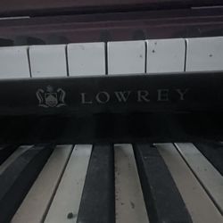 Lowery Organ