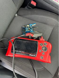 Snap on solus pro diagnostic scanner