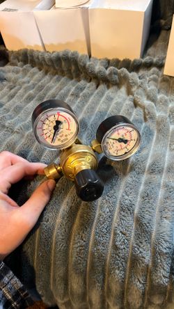 gas pressure regulator