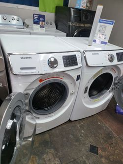 SAMSUNG SET STEAM WASHER AND ELECTRIC DRYER