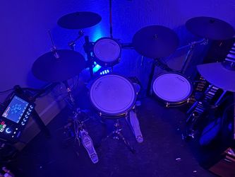Alesis strata core drums