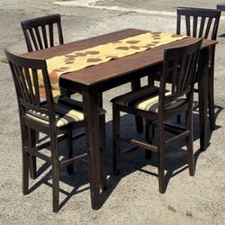 Dinning Table
