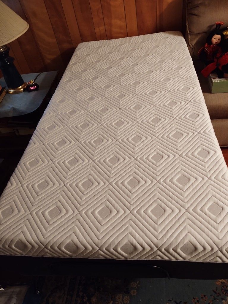 Xl Twin Bed & Frame