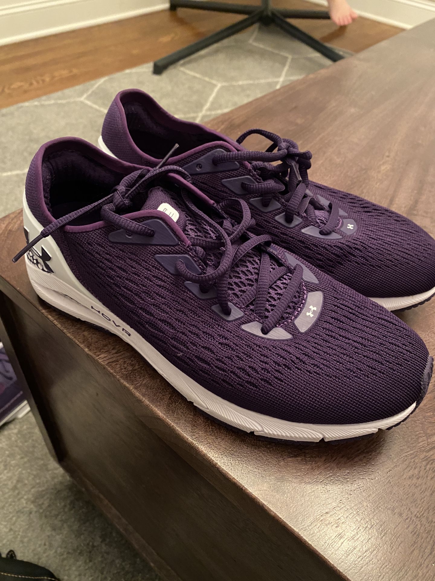 Under Armour Hovr Sonic Purple Size 8 Men/boys