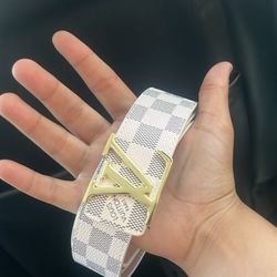 Louie Vuitton Belt White/gold