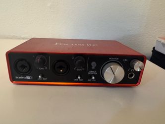 Focusrite Scarlett 2i2 (2nd Gen) USB Audio Interface