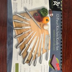 Goirmet Traditions 12-piece Stainless Steel Knife set with Sharpener