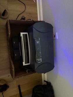 Bose Subwoofer and Media Center with Remote