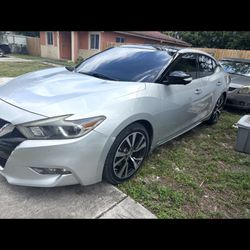 2016 Nissan Maxima
