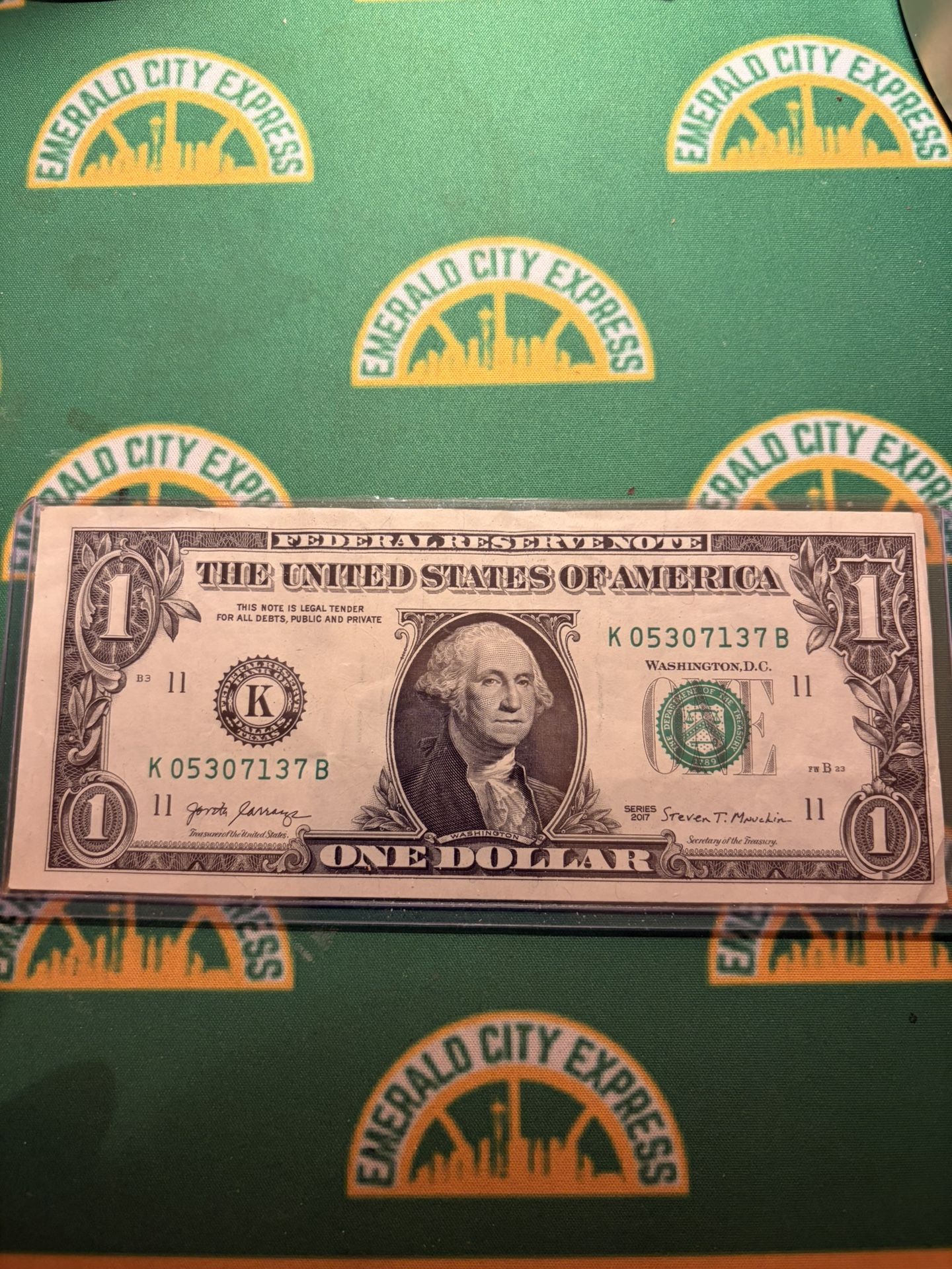 2017 1 $ Dollar Error Misaligned/Miscut Off Center Bill