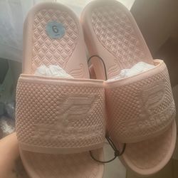 $20, New Women’s slides size 6