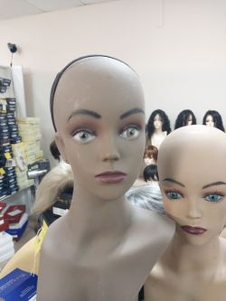 Mannequins