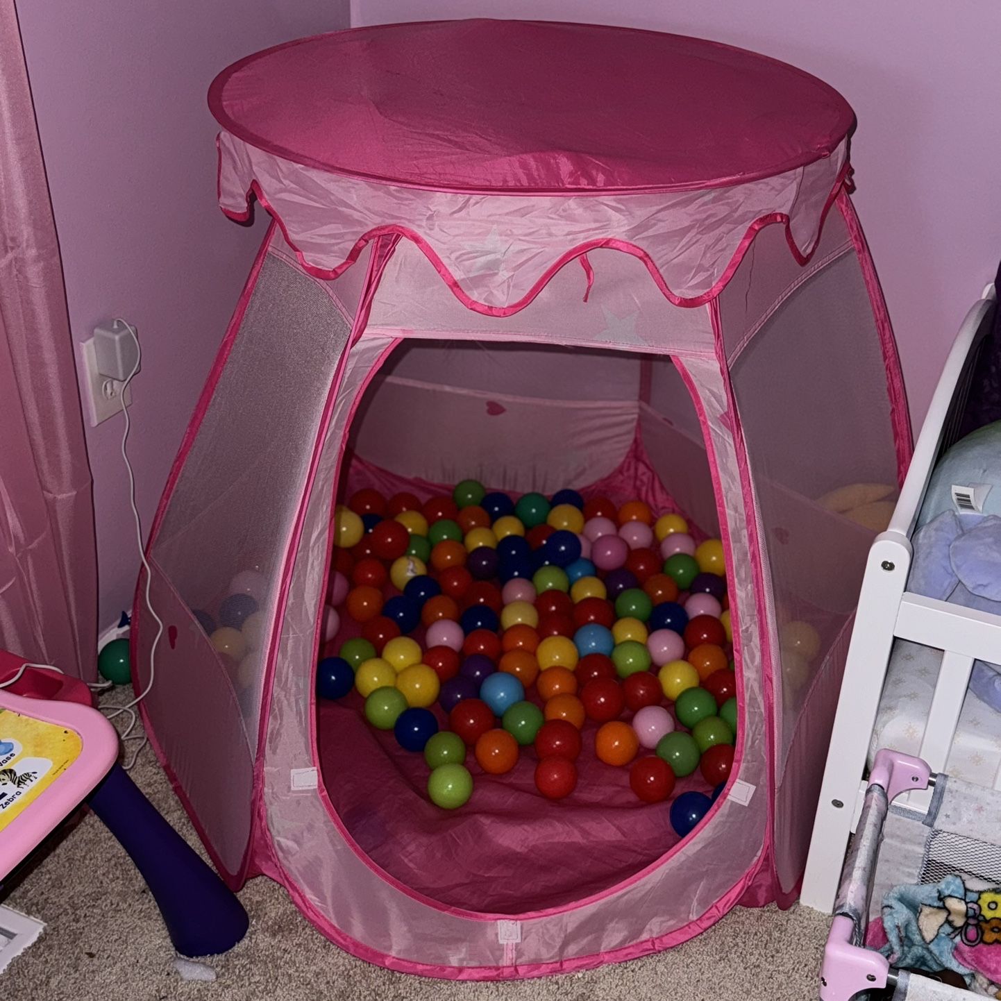 Toddler tent 