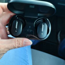 Bose Wireless Earbuds Quietcomfort 