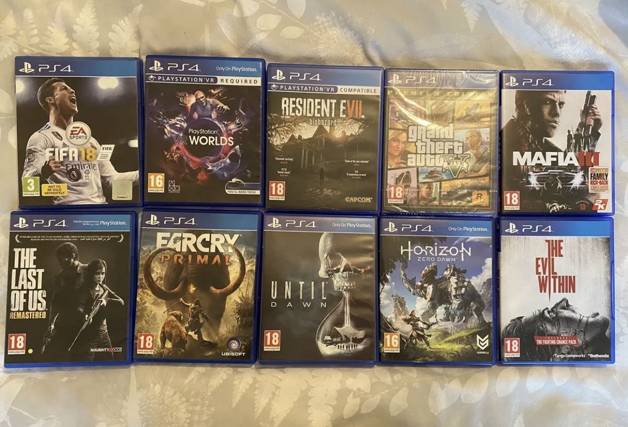 Sony PS4 PRO 1TB Console plus VR Bundle, 2 extra controllers and 10 Games!!!