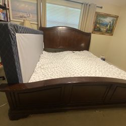 King Size Bed Real Wood And Box Spring 