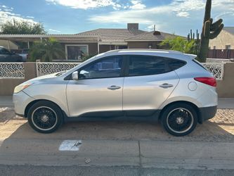 2011 Hyundai Tucson