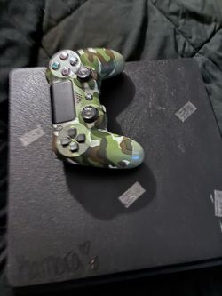 PlayStation 4 and controller