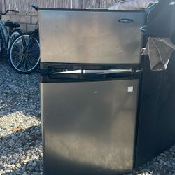 Mini Fridge In Good Conditions