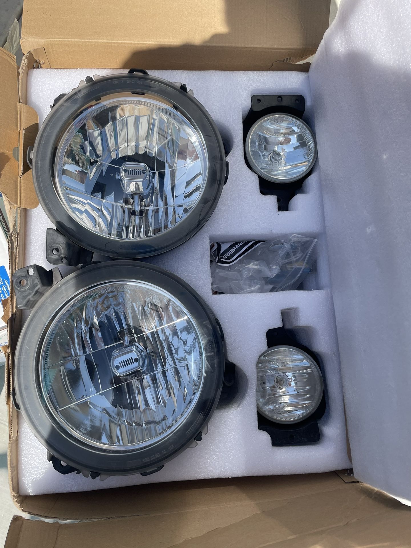 Jeep Wrangler JL Head Lights