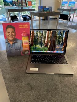 14" MacBook Pro M1 Max (10-Core) - Upgraded Ram and Storage!