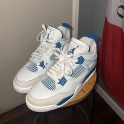Jordan 4 Military Blue 