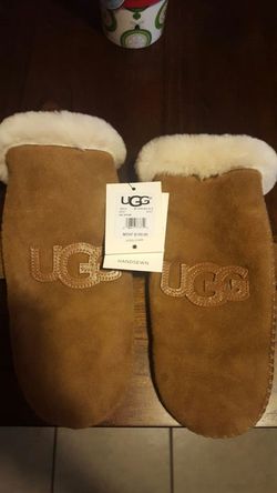 New Ugg gloves with tags