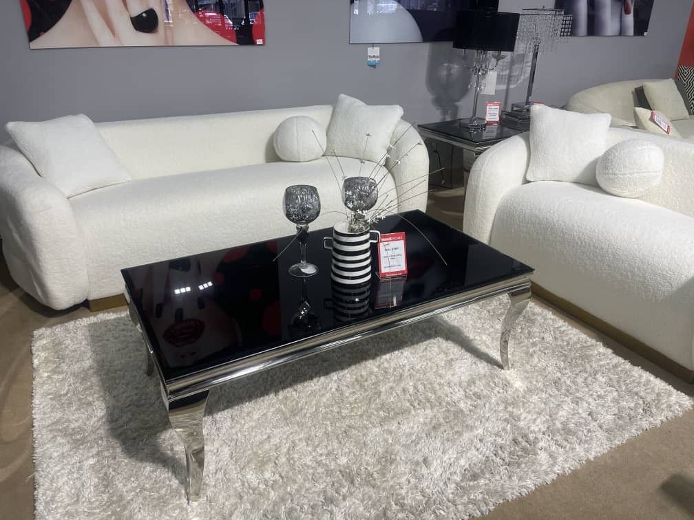 Offert sofa Loveseat New ask for the price