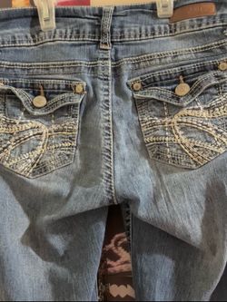 $13early 2000s y2k denim Wallflower midrise jeans