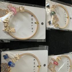 Gold Stretchy Clover Charm Bracelets