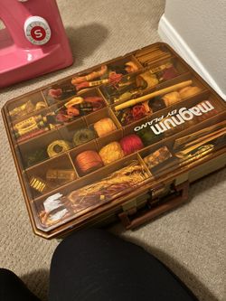 Vintage Magnum Plano Two Sided With Thread 