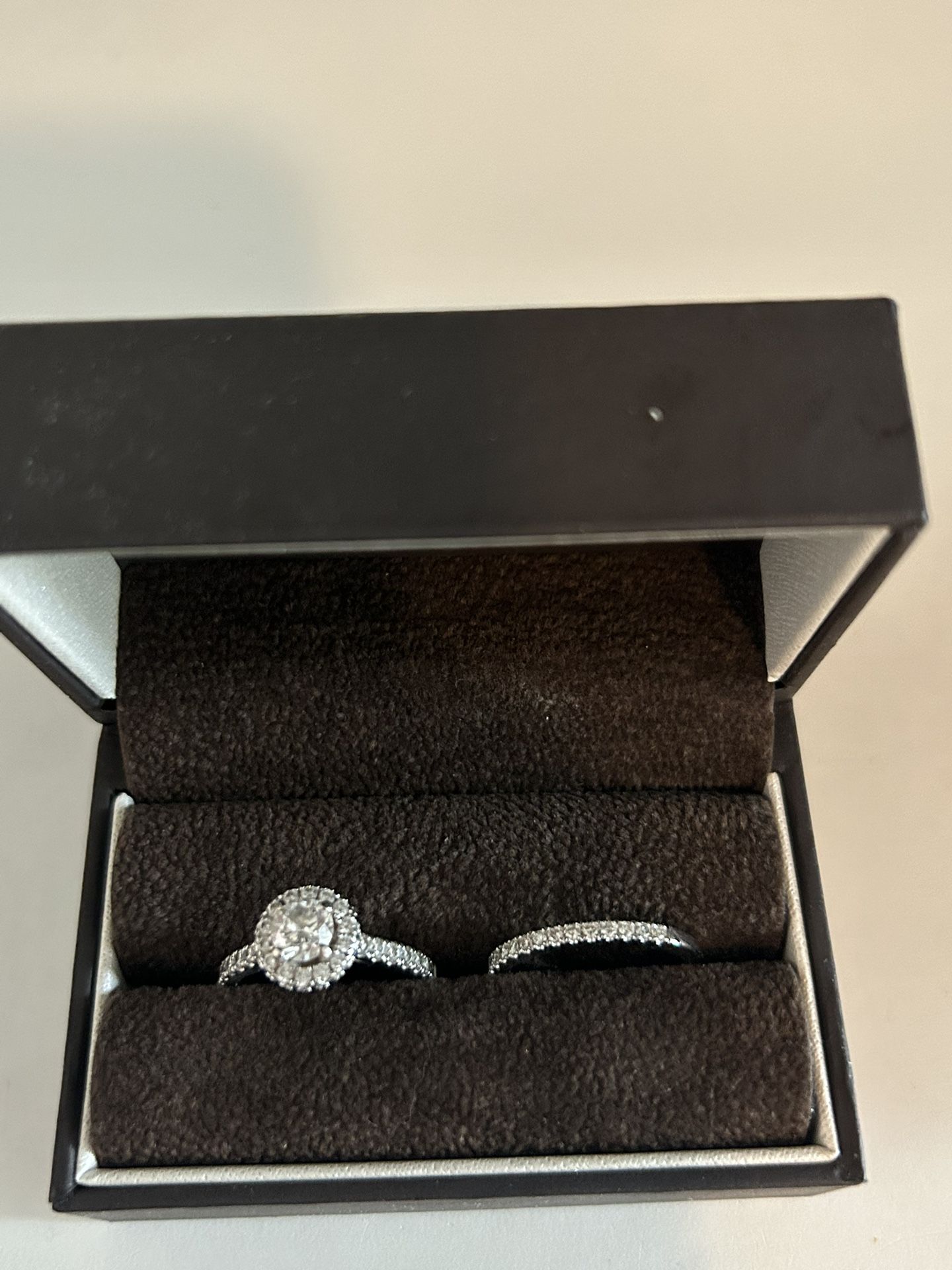 Jared Diamond Ring And Diamond Wedding Band