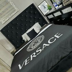 King Bed Frame for Sale in Las Vegas, NV - OfferUp