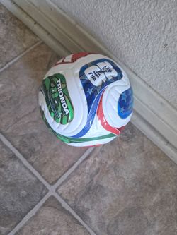 Mini balón de la FIFA es nuevo