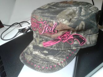 Ladies camo hat