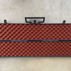 Vintage Woodstream Shooter Satchel Case