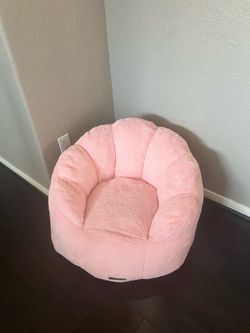 Kids plush chair