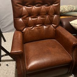 Leather Tufted Vintage Recliner