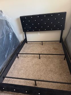 Queen bed frame $100